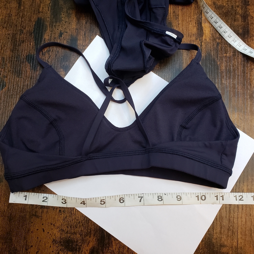 Lululemon Fresh In Mesh, Built In Sportsbra, Mesh Panel, Muscle Tank - Picture 3 of 14